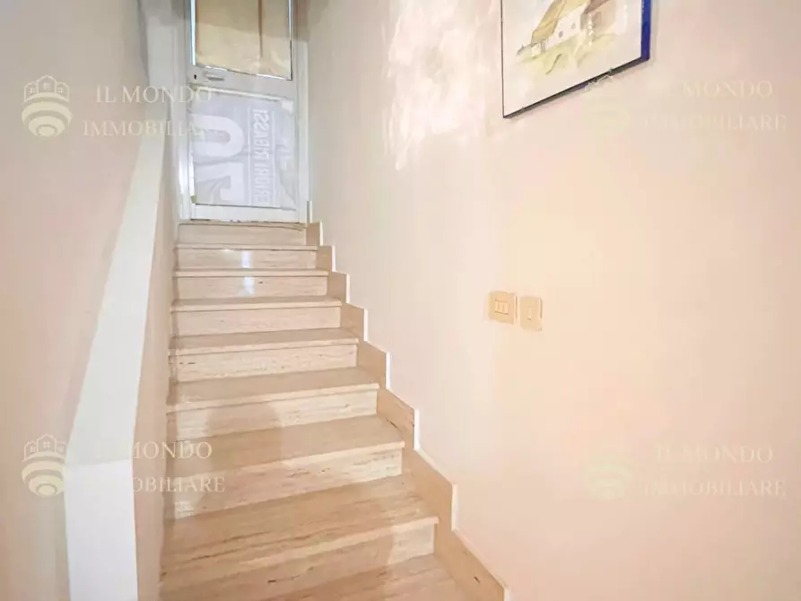 Immagine 8 di Casa trifamiliare in affitto  in Strada di Colle Pedeschiavo a Palombara Sabina