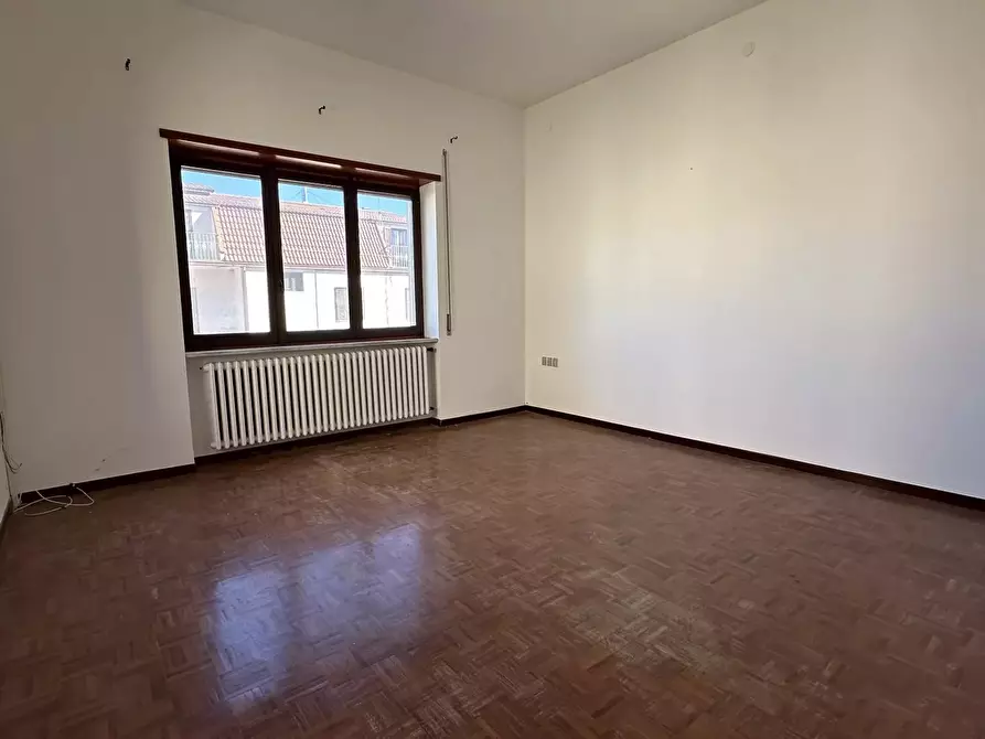 Immagine 15 di Casa trifamiliare in vendita  in Viale della Repubblica, 34 a Altomonte