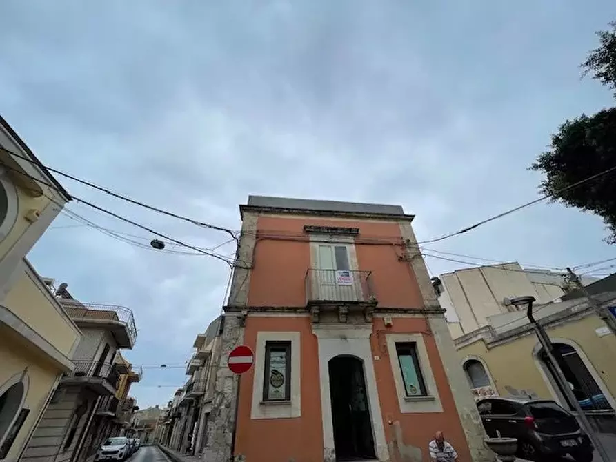 Immagine 1 di Casa trifamiliare in vendita  in Via Dell'Indipendenza a Siracusa