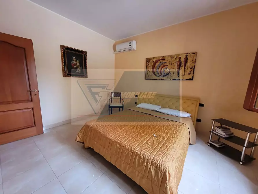 Immagine 5 di Casa trifamiliare in vendita  in Via Noto, 8 a Siracusa