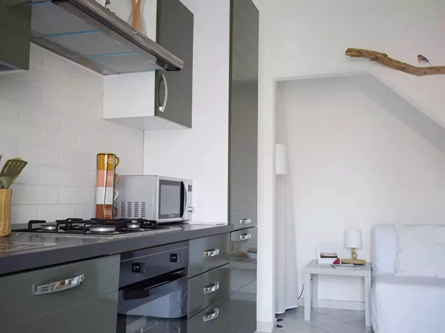 Immagine 3 di Casa trifamiliare in vendita  in Via Lanciano, 10 a Ortona