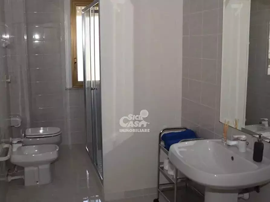 Immagine 19 di Casa trifamiliare in affitto  a Marsala