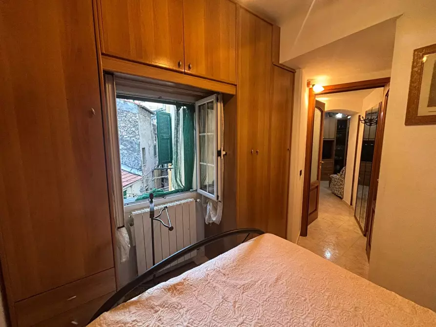 Immagine 8 di Casa trifamiliare in vendita  in Piazza Rocchetta,15 a Ventimiglia