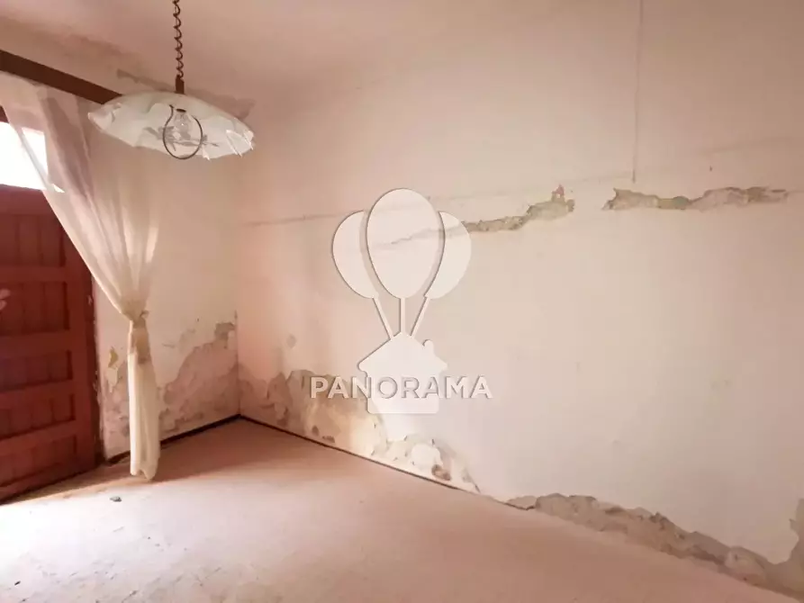 Immagine 5 di Casa trifamiliare in vendita  in Via Ruggero Settimo a Partinico