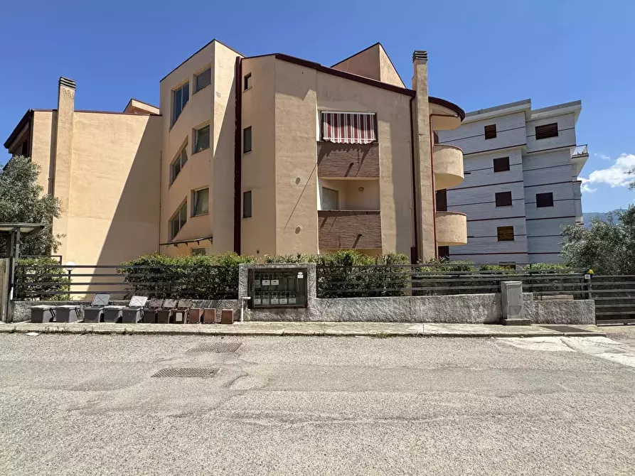 Immagine 28 di Casa trifamiliare in vendita  in Contrada Muoio Piccolo, 40 a Cosenza