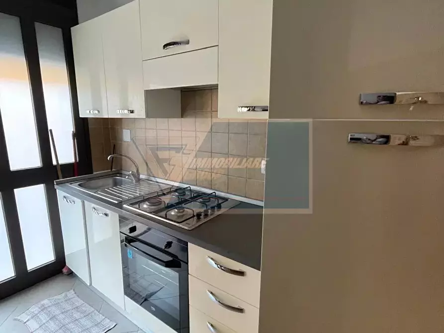 Immagine 2 di Casa trifamiliare in vendita  in Via Como a Buccheri