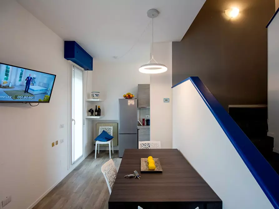 Immagine 30 di Casa trifamiliare in vendita  a Cattolica