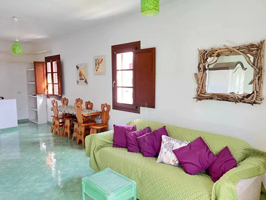 Immagine 12 di Casa trifamiliare in vendita  in via Grazia Deledda, 19. a Aggius