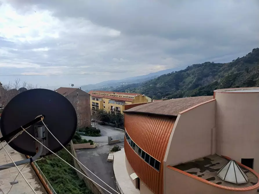 Immagine 32 di Casa trifamiliare in vendita  in Via Umberto Terracini, 35 a Messina