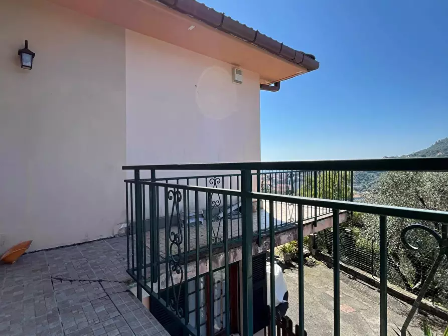 Immagine 55 di Casa trifamiliare in vendita  in Località San Pier di Canne Case Sparse a Chiavari
