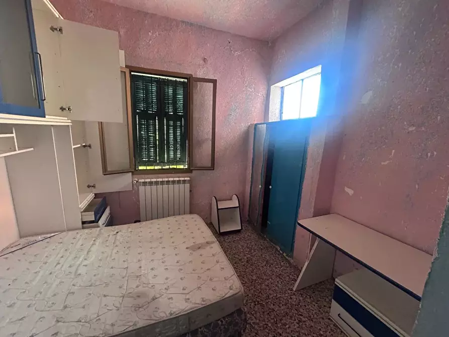 Immagine 8 di Casa trifamiliare in vendita  a Ventimiglia