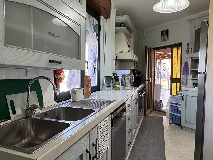 Immagine 8 di Casa trifamiliare in vendita  in Vico II San Venere a Altilia