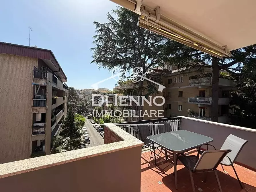 Immagine 24 di Casa trifamiliare in affitto  in Via Madesimo a Roma