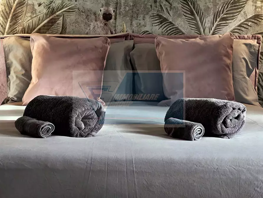 Immagine 4 di Casa trifamiliare in vendita  in Via Pasubio a Siracusa