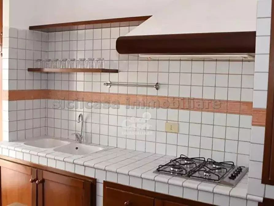 Immagine 3 di Casa trifamiliare in affitto  a Marsala