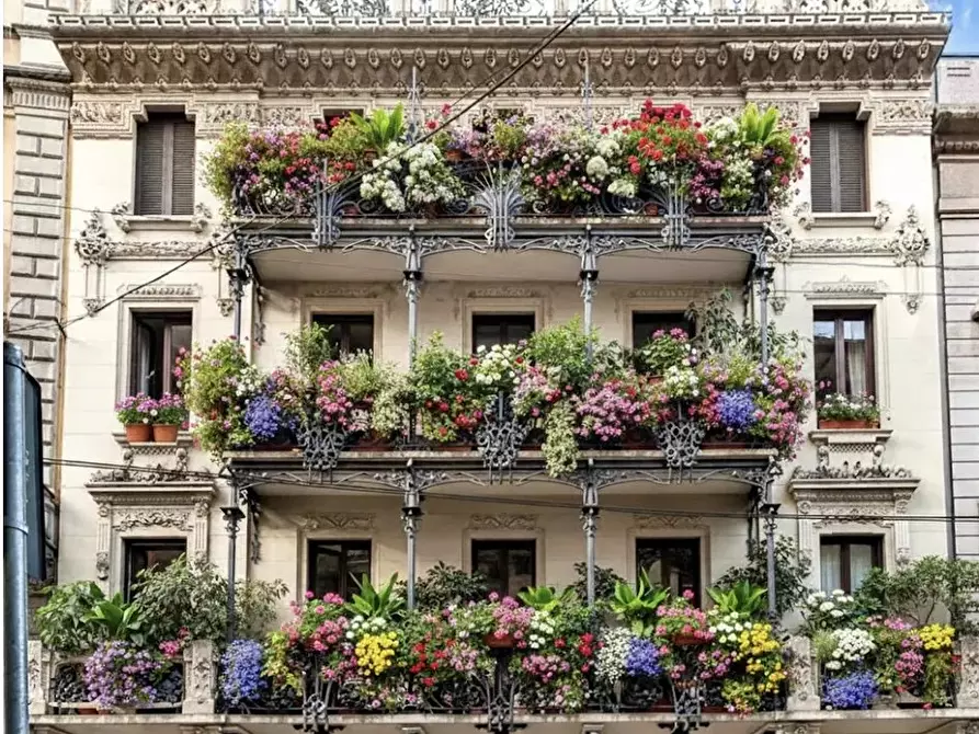 Immagine 1 di Castello in affitto  in Via Spadari a Milano