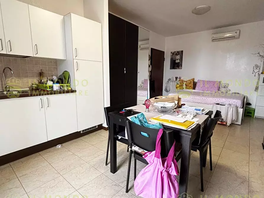 Immagine 2 di Casa trifamiliare in vendita  in Via Cavour, 8. a Casaletto Lodigiano