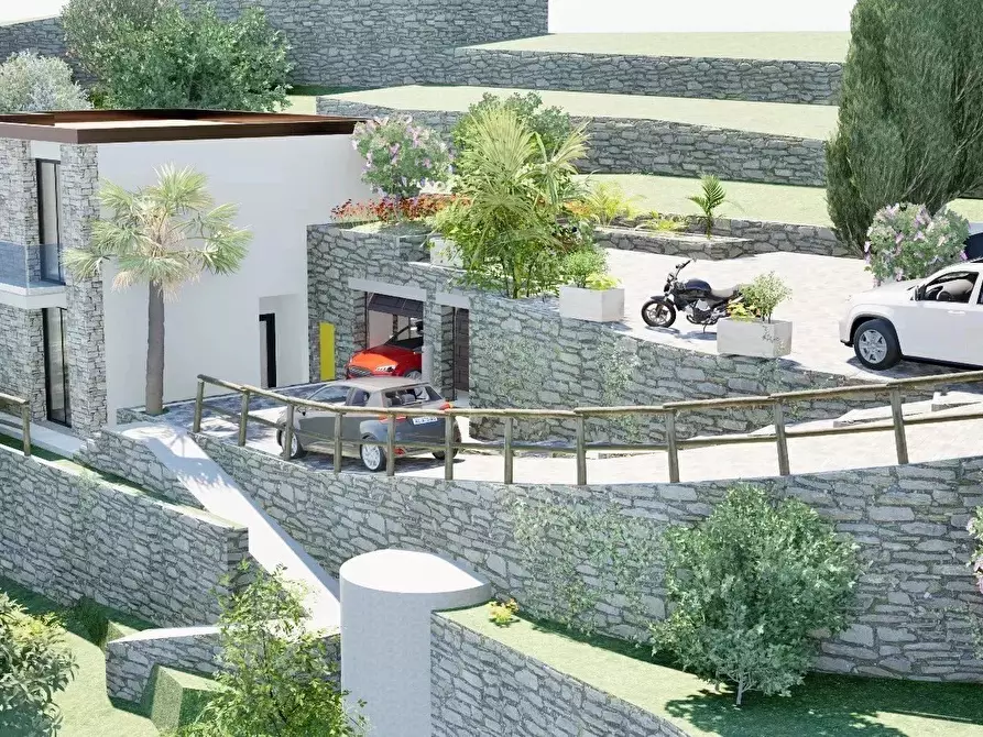 Immagine 5 di Terreno edificabile in vendita  a San Remo