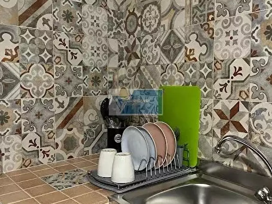 Immagine 7 di Casa trifamiliare in affitto  in Piazza Taranto a Noto