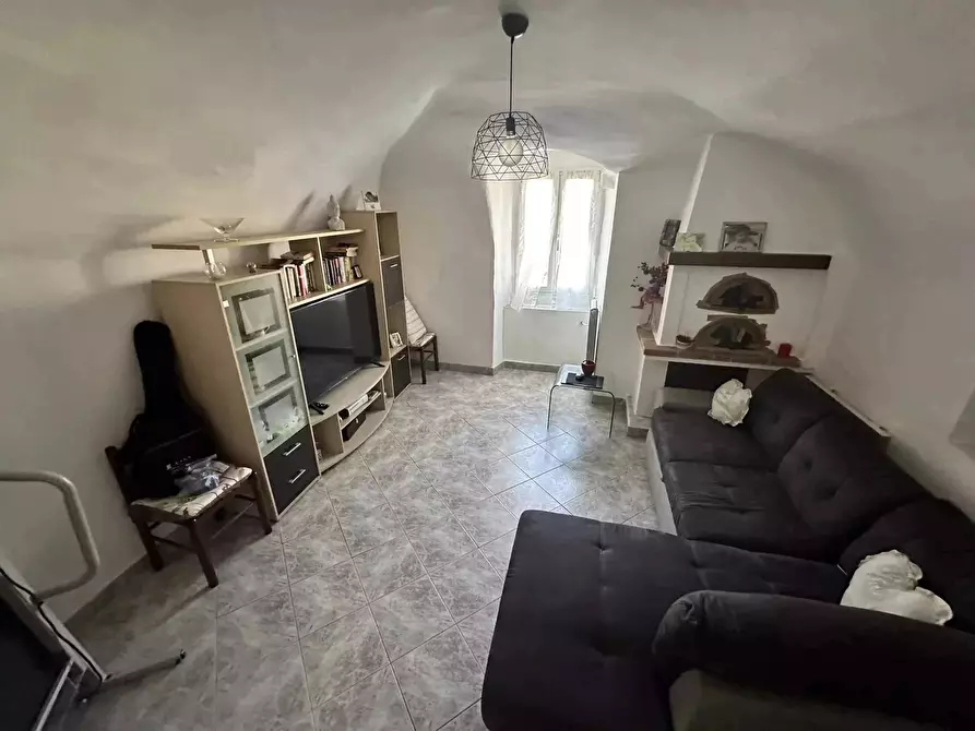 Immagine 4 di Casa trifamiliare in vendita  a Vallecrosia