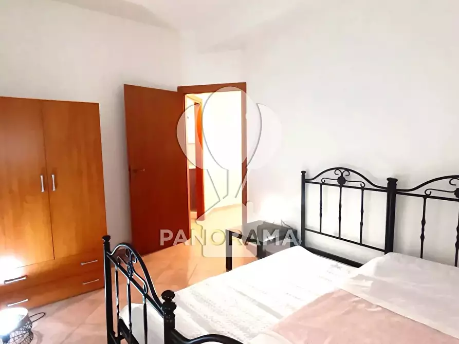 Immagine 41 di Casa trifamiliare in vendita  a Alcamo