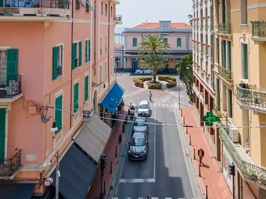 Immagine 18 di Casa trifamiliare in vendita  in Via Roma, 5 a Bordighera