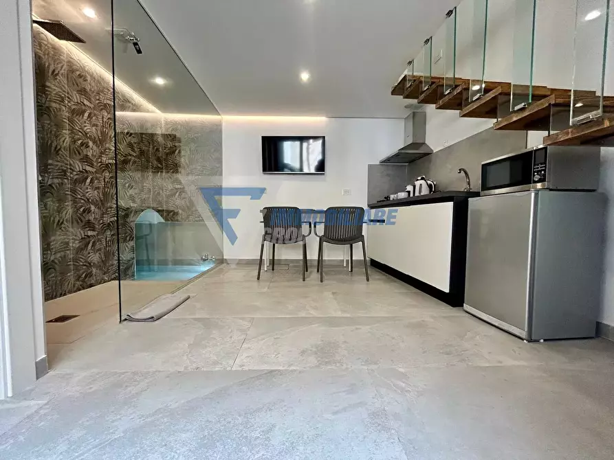 Immagine 1 di Casa trifamiliare in vendita  in VIA ALBANIA a Siracusa