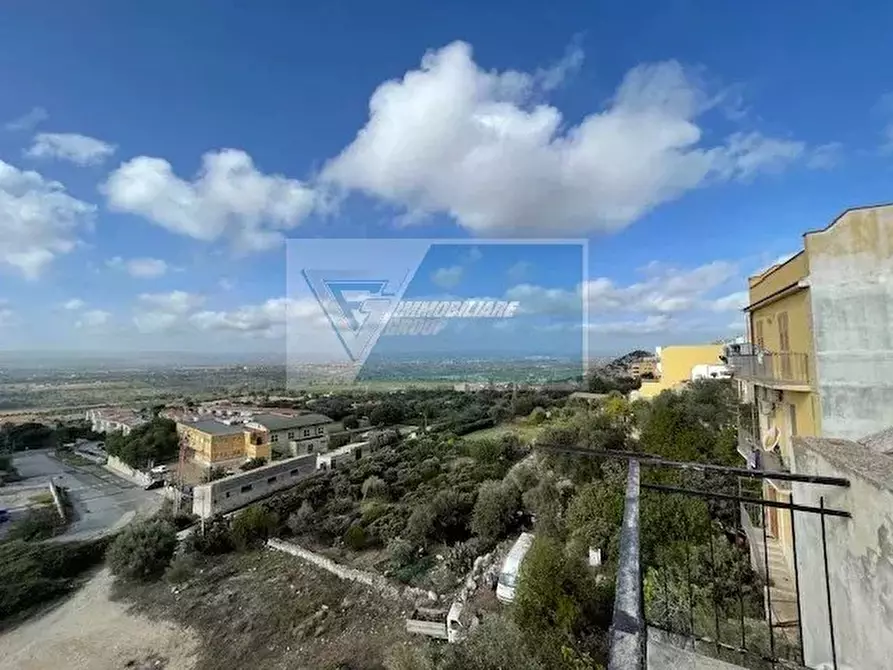 Immagine 23 di Monolocale in vendita  in Via Burgo a Siracusa