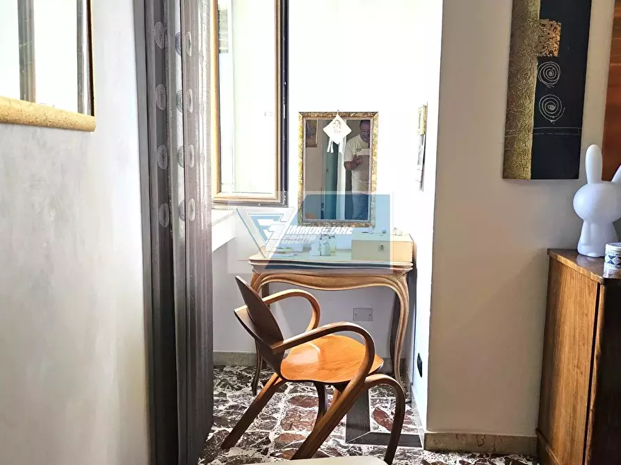 Immagine 25 di Casa trifamiliare in vendita  in Viale Teracati, 110 a Siracusa