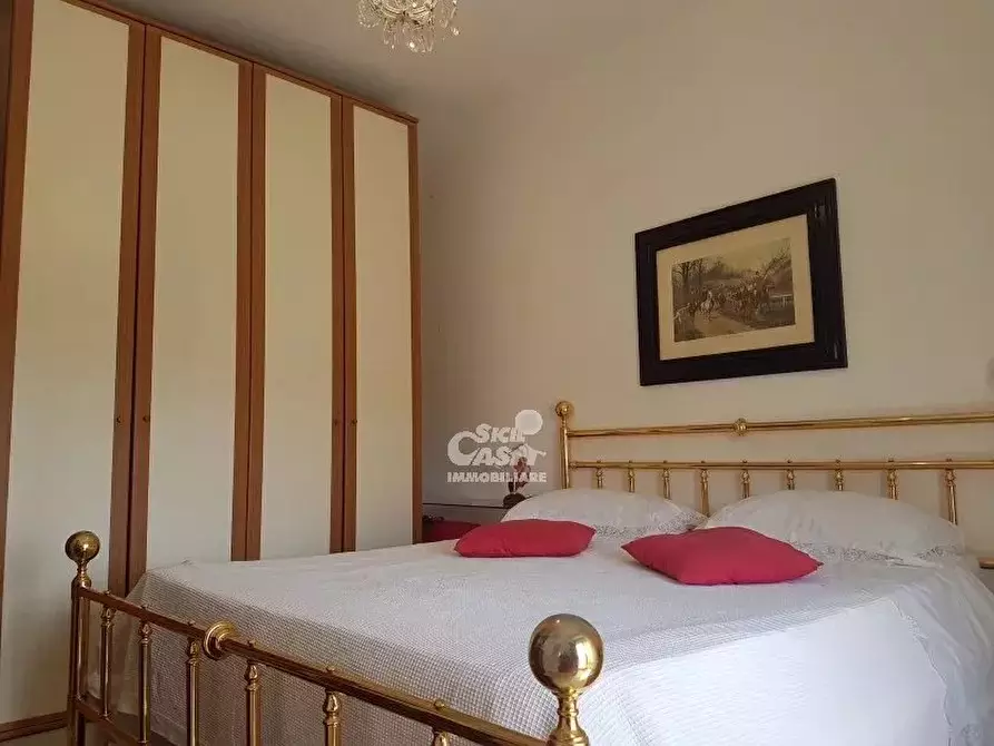 Immagine 6 di Casa trifamiliare in vendita  a Marsala