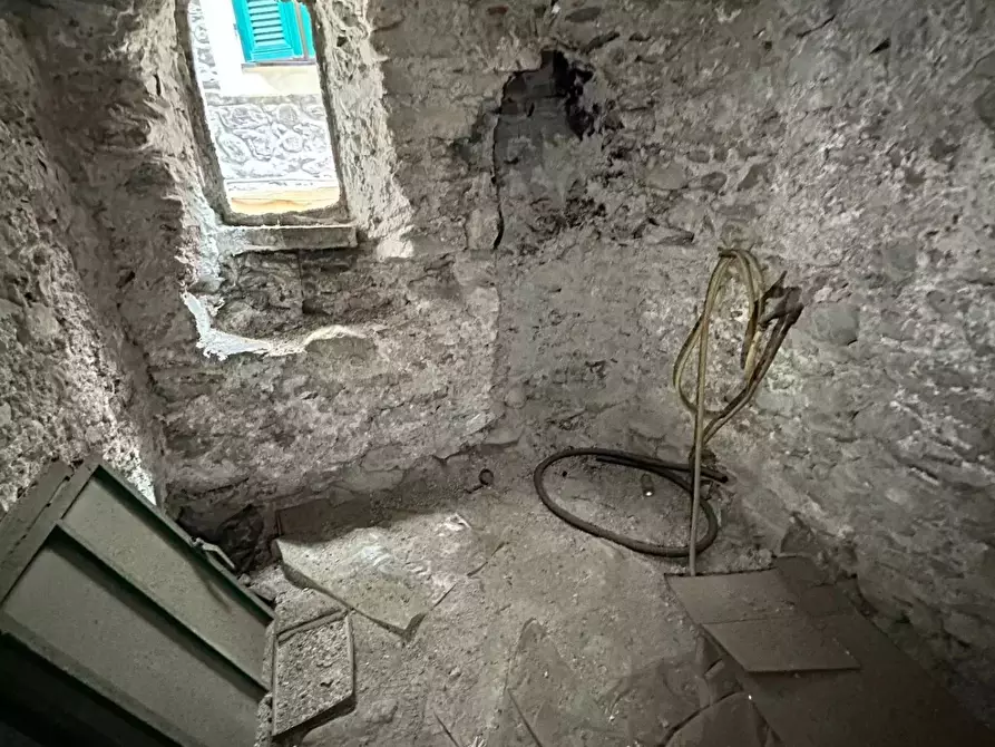 Immagine 3 di Casa trifamiliare in vendita  a Apricale