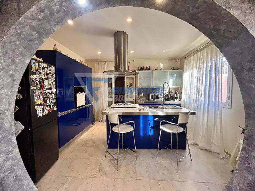 Immagine 6 di Casa trifamiliare in vendita  in Via Monte Pellegrino a Siracusa