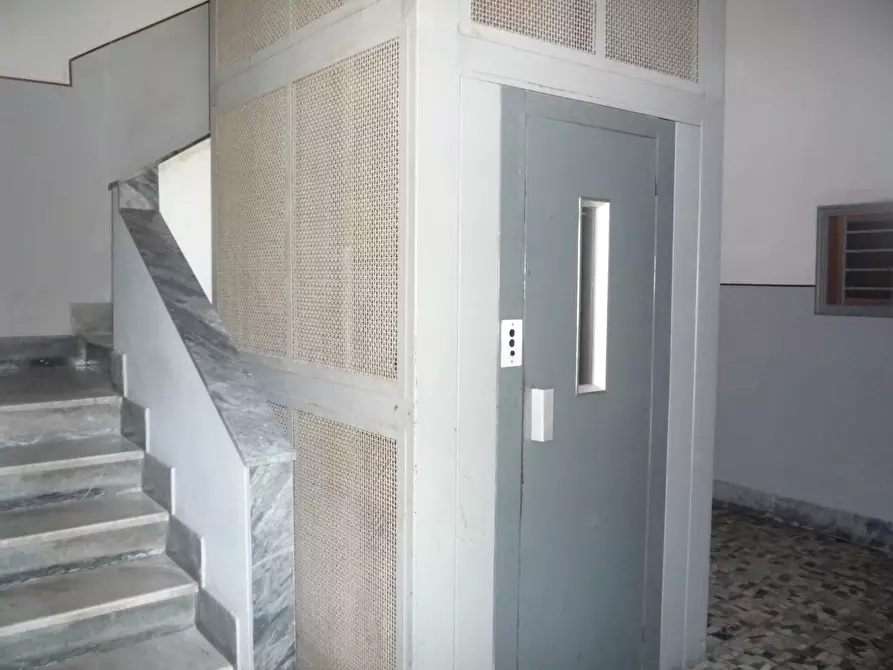 Immagine 5 di Casa trifamiliare in vendita  in Via Giuseppe Natoli, 117 a Messina