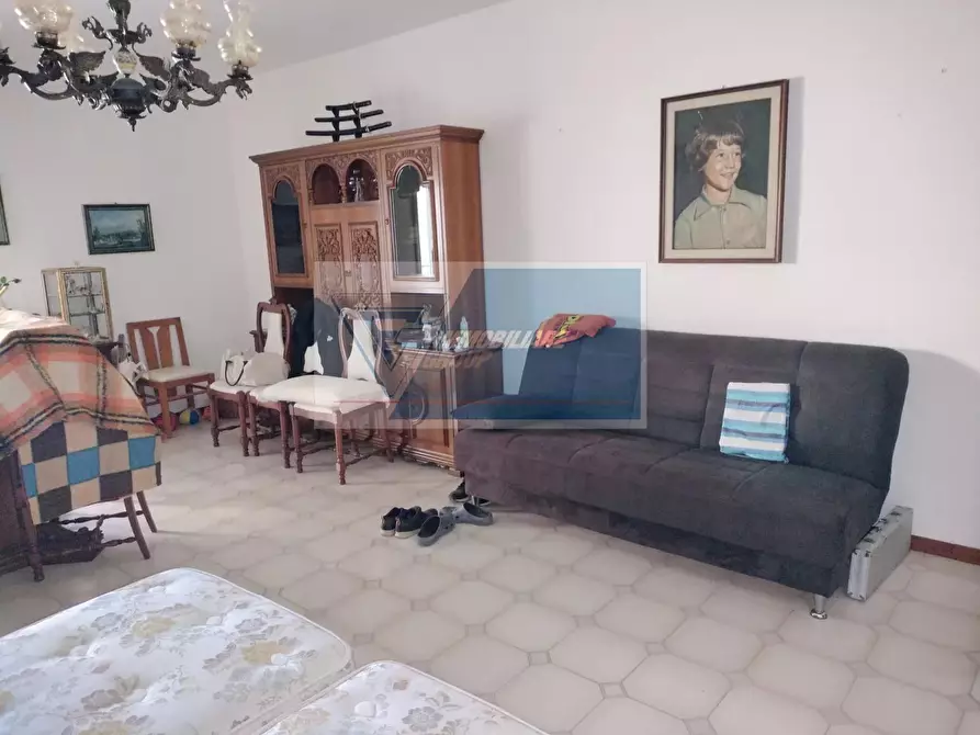 Immagine 12 di Casa trifamiliare in vendita  in Via Vincenzo Boscarino a Siracusa