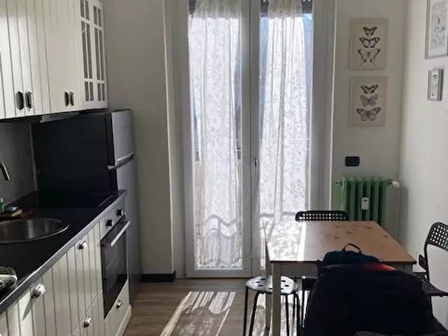 Immagine 3 di Casa trifamiliare in affitto  a Milano