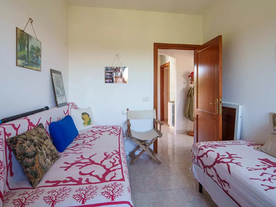 Immagine 19 di Casa trifamiliare in vendita  in Via Brancaleoni Delfina a Arzachena