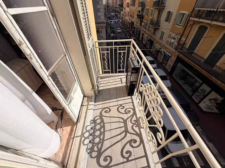 Immagine 9 di Casa trifamiliare in vendita  in Via Cavour, 29 a Ventimiglia