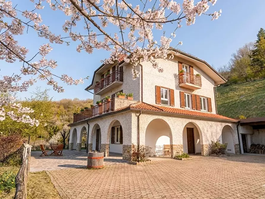 Immagine 1 di Terreno edificabile in vendita  a Barolo