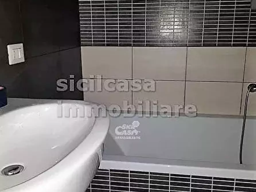 Immagine 8 di Casa trifamiliare in vendita  a Marsala