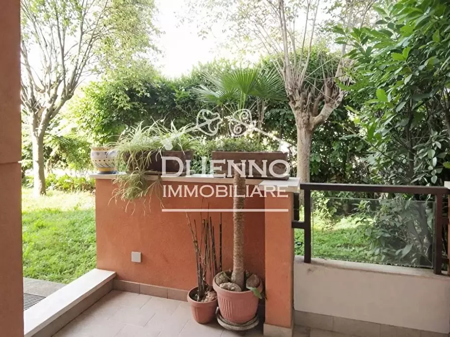 Immagine 4 di Casa trifamiliare in vendita  in Via della Palmarola a Roma