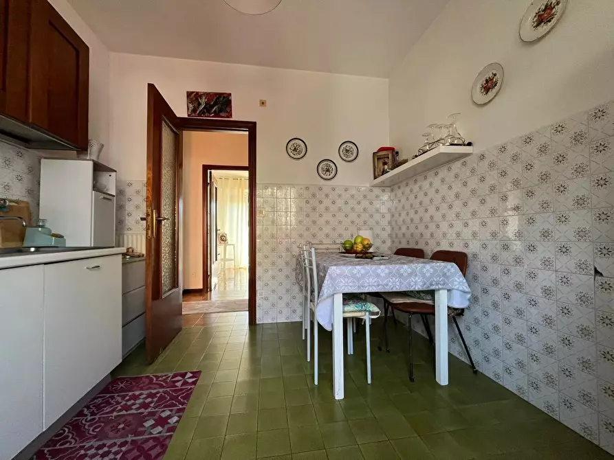 Immagine 7 di Casa trifamiliare in vendita  in Via Francolano a Avegno