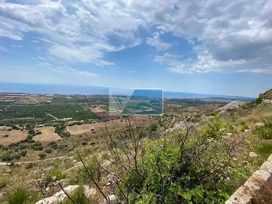 Immagine 21 di Terreno in vendita  a Avola