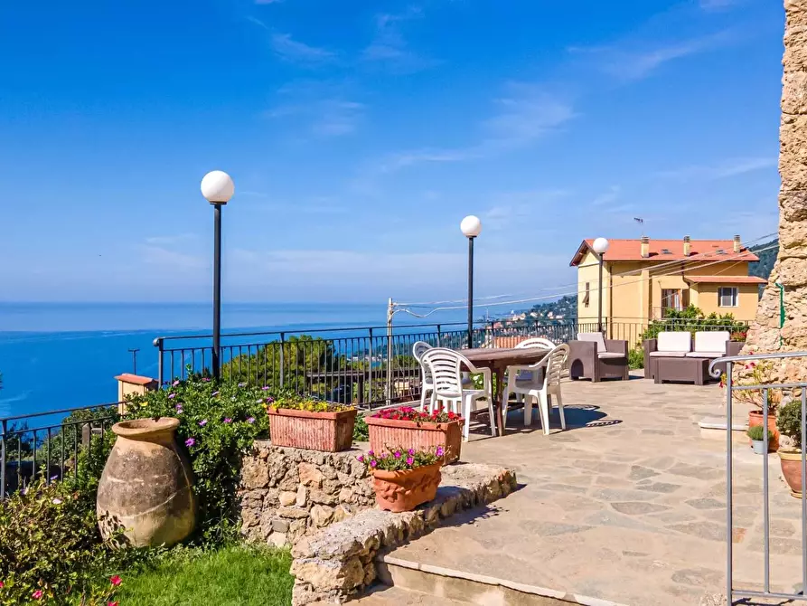 Immagine 2 di Terreno edificabile in vendita  in Località Ville Superiori a Ventimiglia