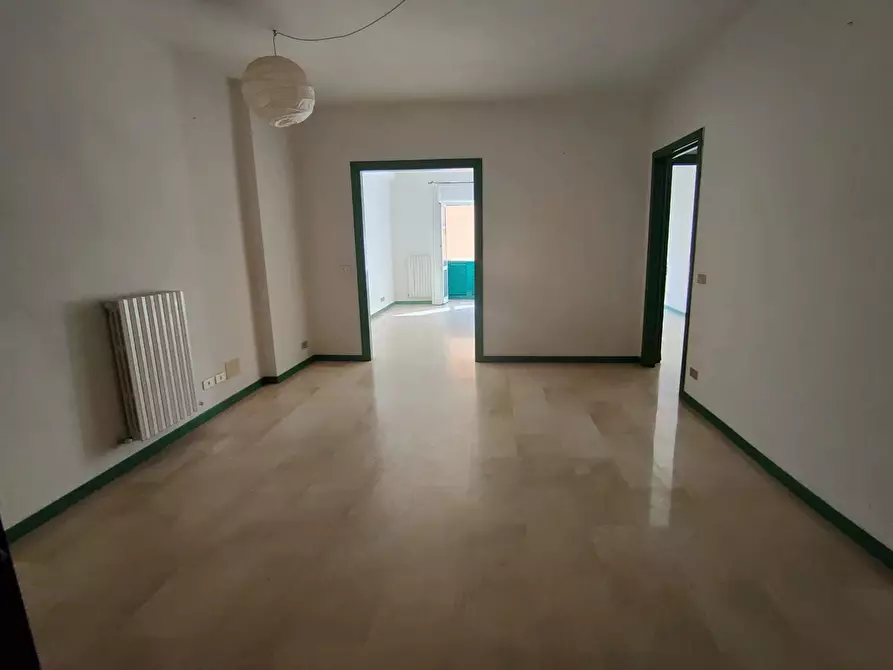 Immagine 9 di Casa trifamiliare in vendita  in Via Vittorio Veneto a Chiavari