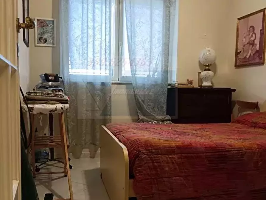 Immagine 9 di Casa trifamiliare in vendita  in Via Modica a Siracusa