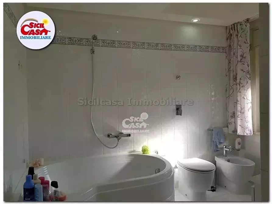 Immagine 5 di Casa trifamiliare in affitto  a Marsala