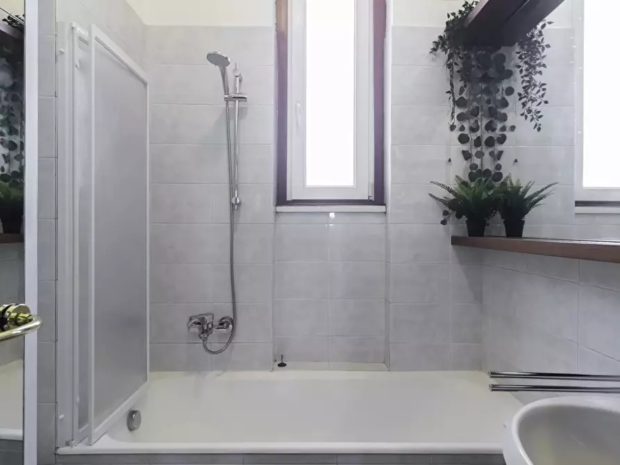 Immagine 16 di Casa trifamiliare in vendita  in Nona Strada, 7 a Buccinasco