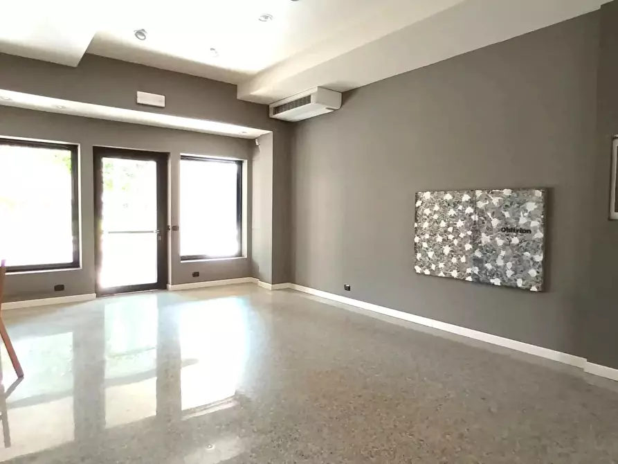 Immagine 2 di Attico in affitto  a Conegliano