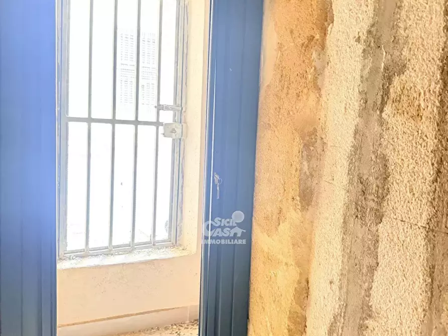 Immagine 5 di Casa trifamiliare in vendita  a Marsala