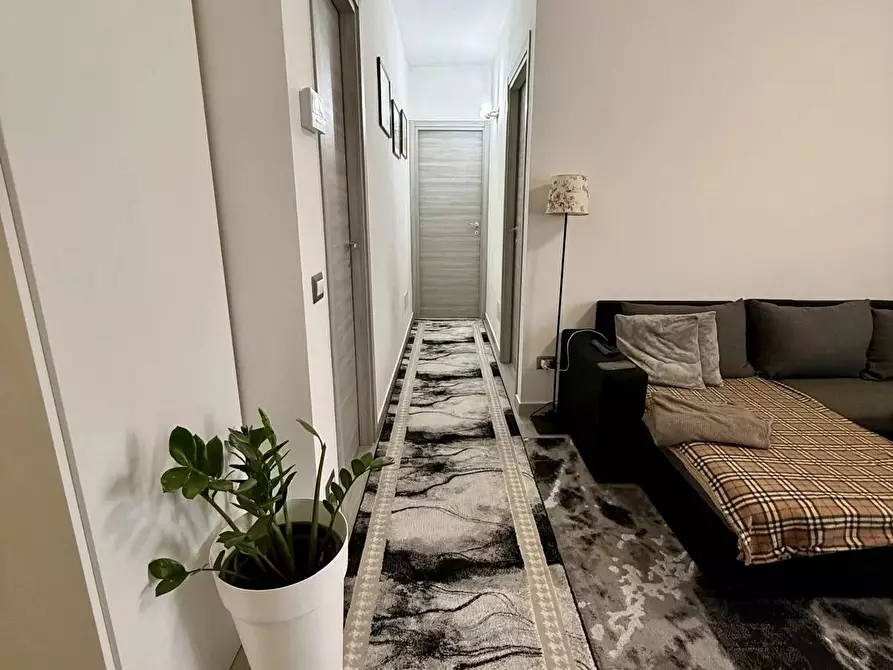 Immagine 5 di Casa trifamiliare in vendita  a Refrontolo